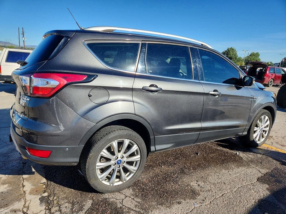 2018 FORD ESCAPE TITANIUM 3