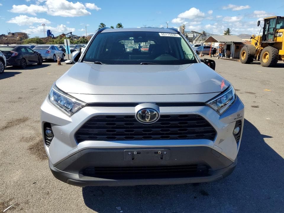 2019 TOYOTA RAV4 XLE PREMIUM 5