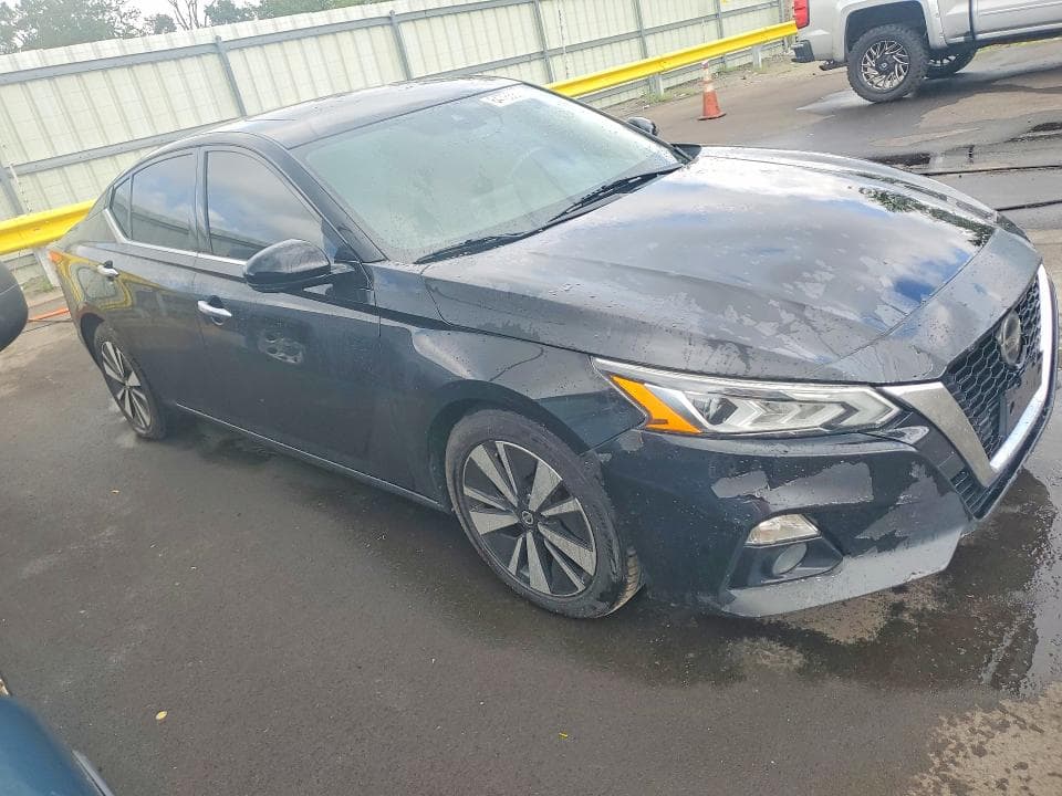 2019 NISSAN ALTIMA SL 4