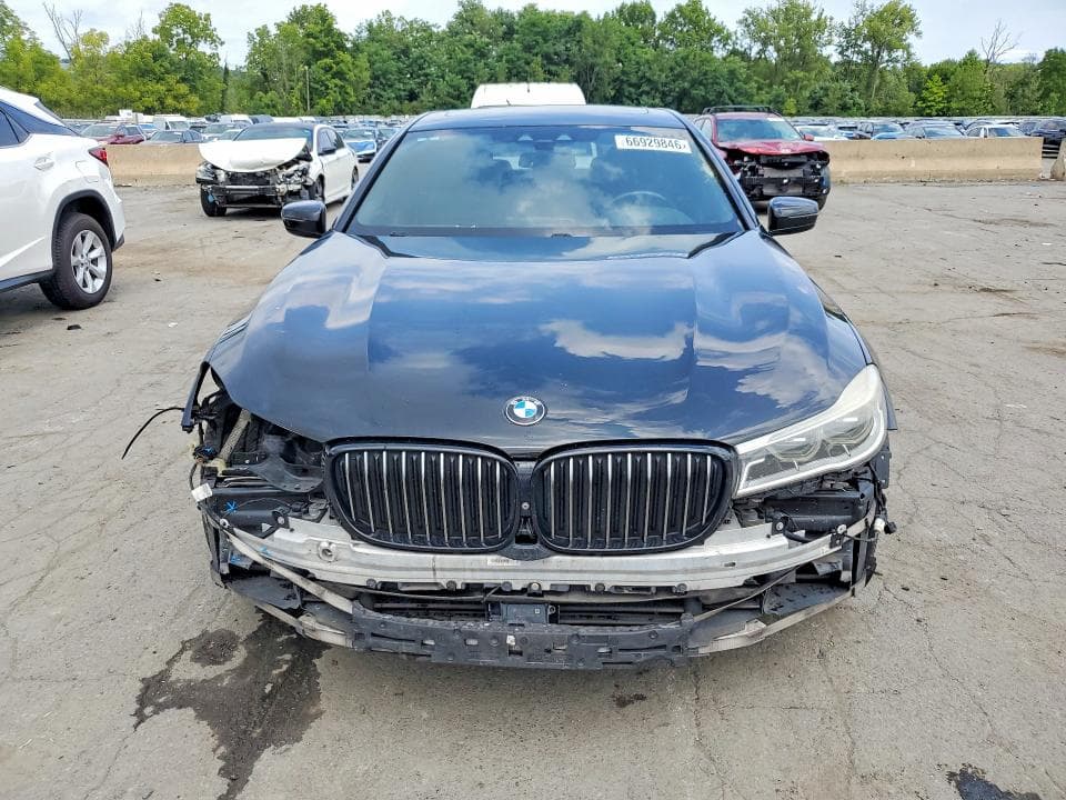 2017 BMW 750 XI 5