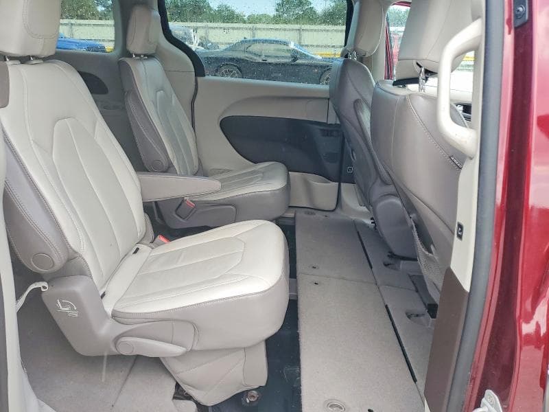 2017 CHRYSLER PACIFICA TOURING L 11