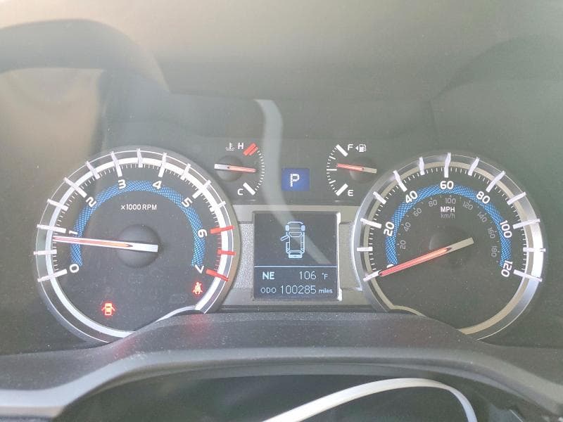2017 TOYOTA 4RUNNER SR5 9
