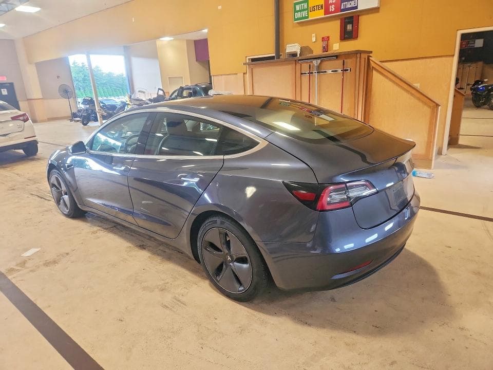 2020 TESLA MODEL 3 2