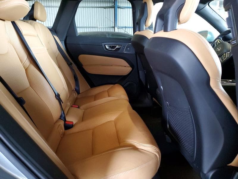 2018 VOLVO XC60 T6 INSCRIPTION 11