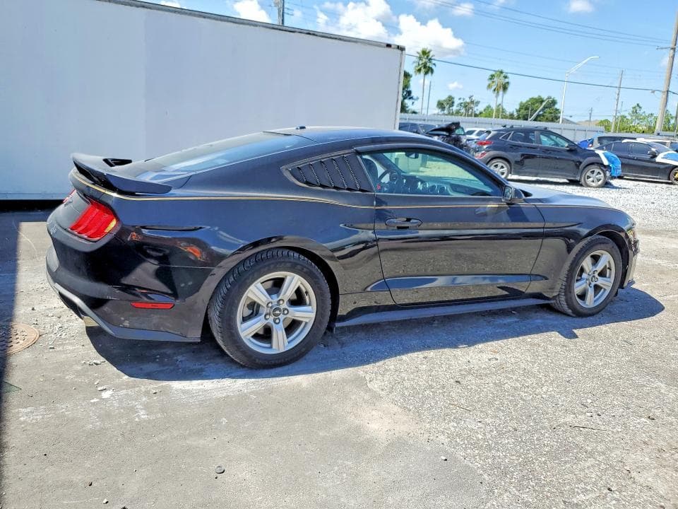 2019 FORD MUSTANG 3