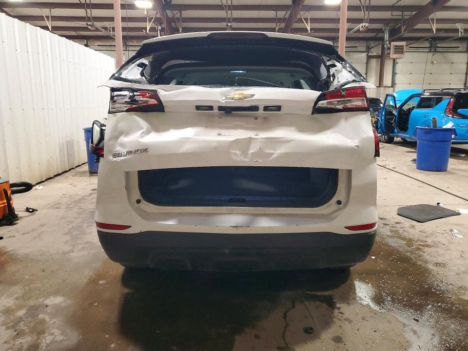 2023 CHEVROLET EQUINOX LS 6