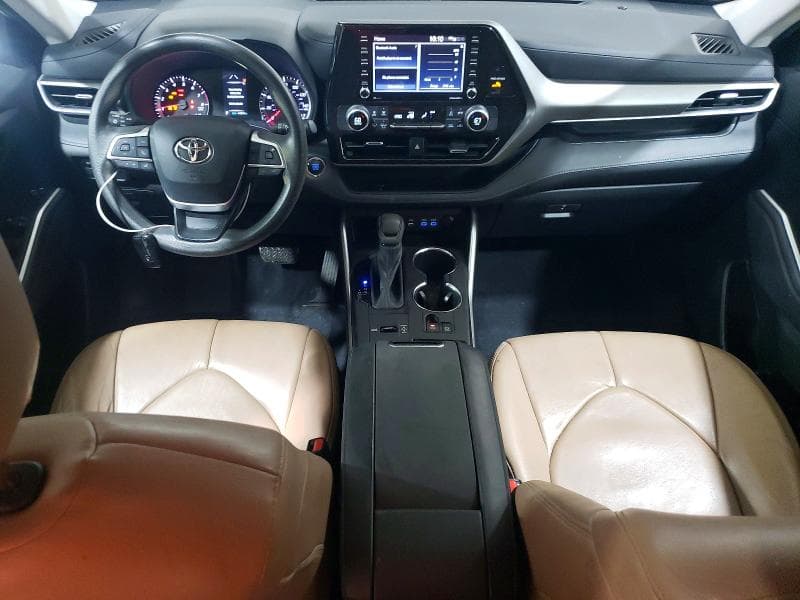 2022 TOYOTA HIGHLANDER L 8