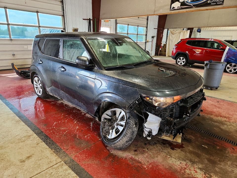 2023 KIA SOUL LX 4