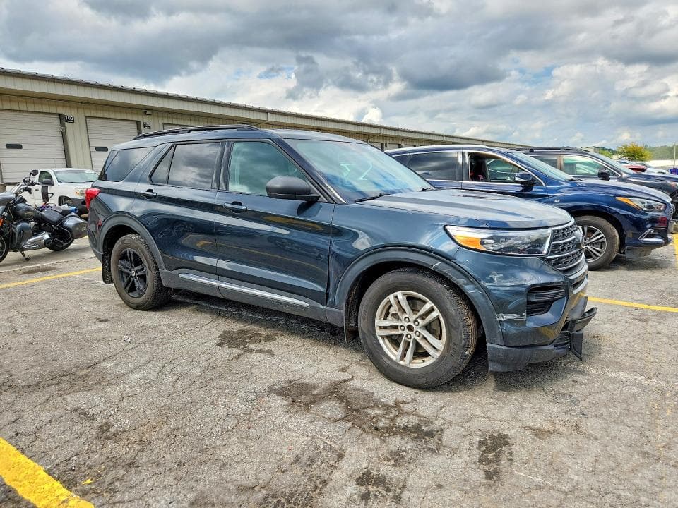 2022 FORD EXPLORER XLT 4