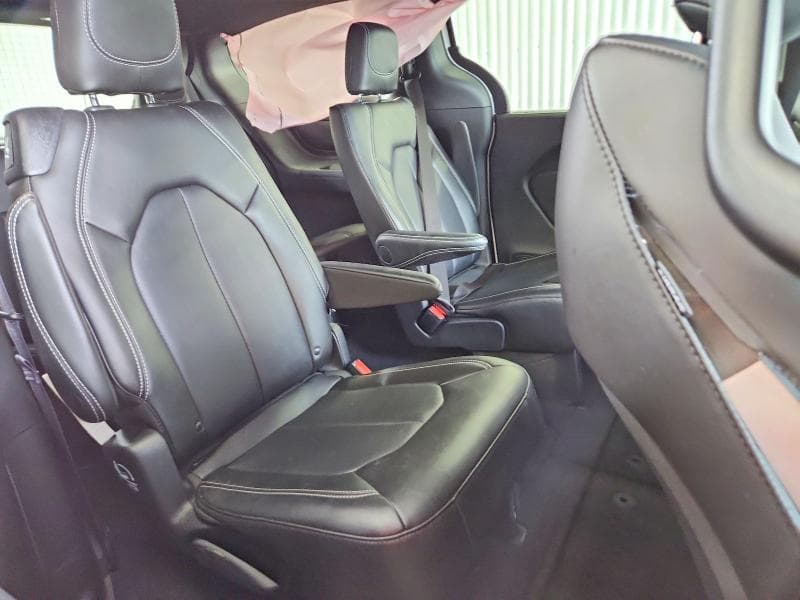 2027 CHRYSLER PACIFICA SELECT 11
