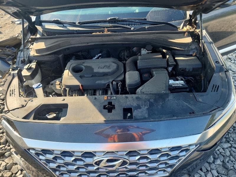 2020 HYUNDAI SANTA FE SE 12