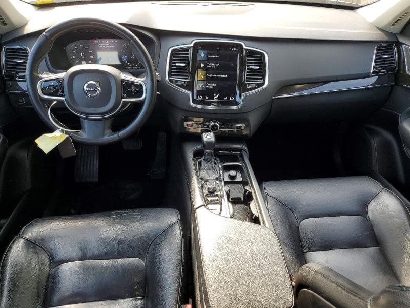 2018 VOLVO XC90 T6 8