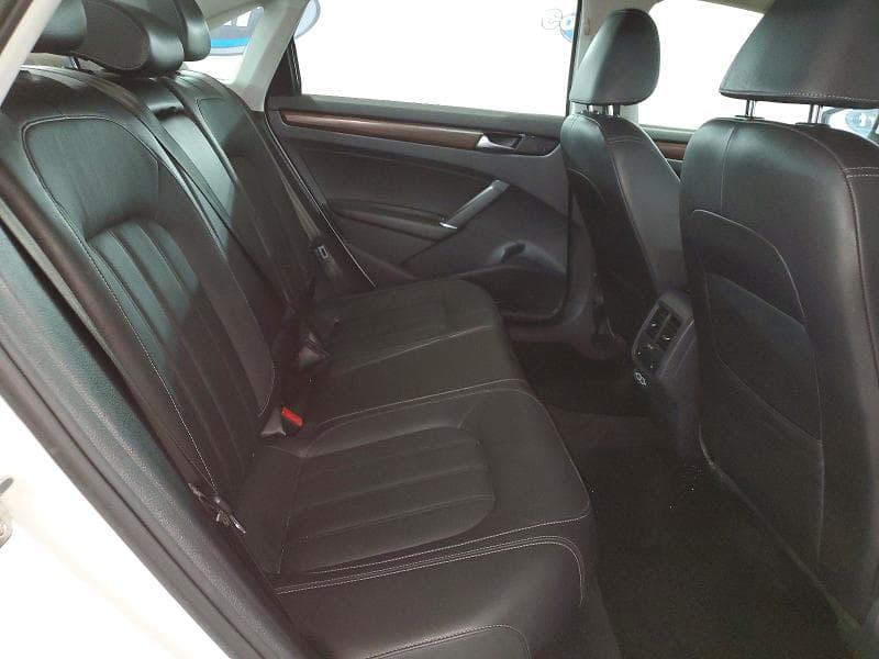 2020 VOLKSWAGEN PASSAT SEL 10