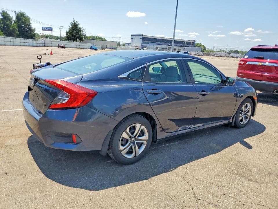 2018 HONDA CIVIC LX 3
