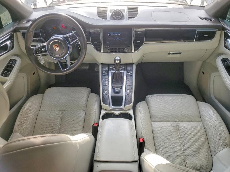 2018 PORSCHE MACAN S 8