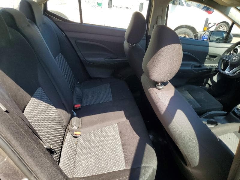 2021 NISSAN VERSA S 10