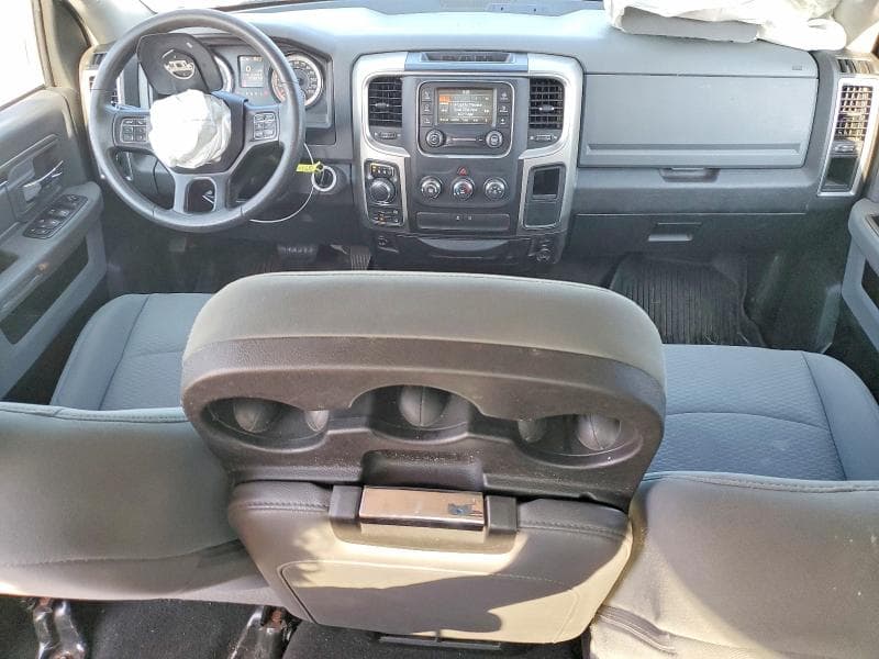 2019 RAM 1500 CLASSIC SLT 8