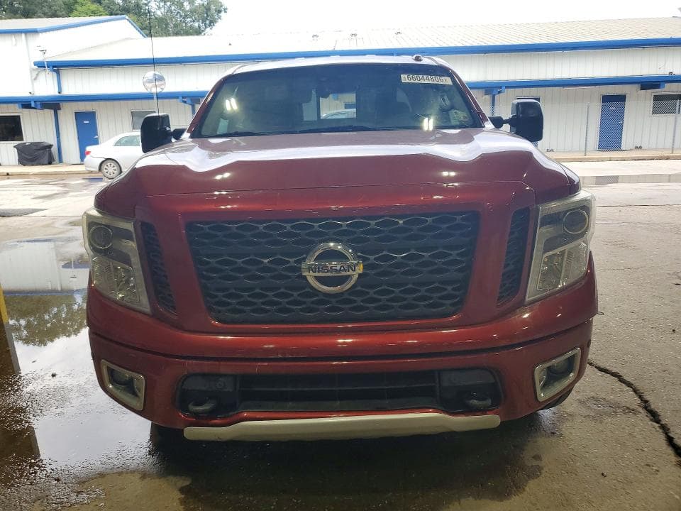 2018 NISSAN TITAN PRO-4X 5