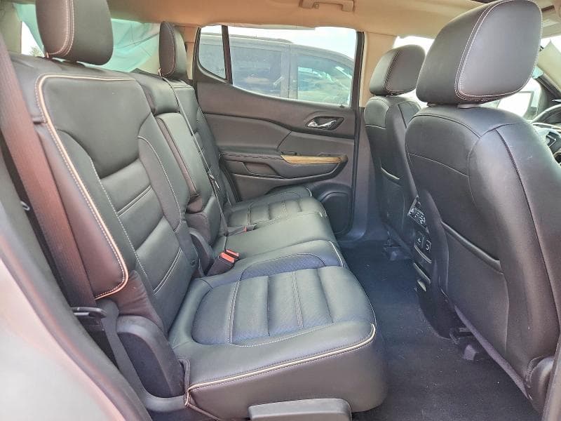 2017 GMC ACADIA DENALI 10