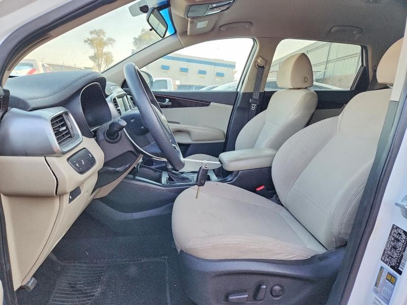 2019 KIA SORENTO LX V6 7