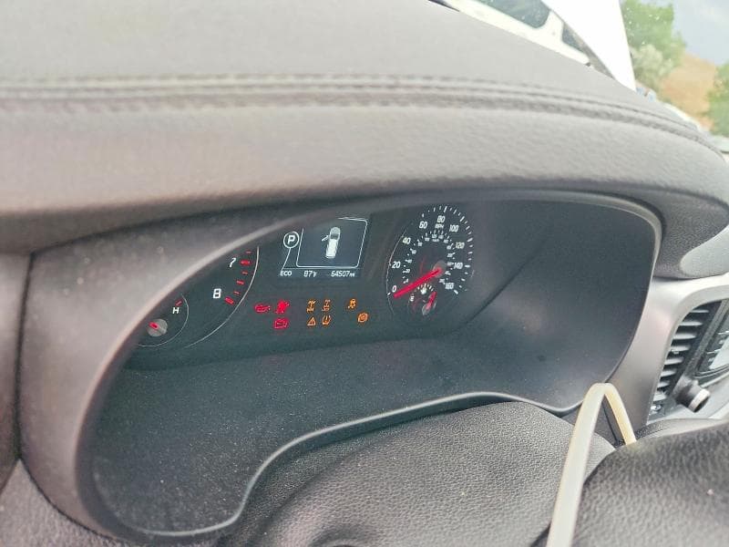 2018 KIA SORENTO LX V6 9