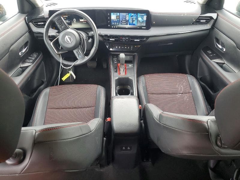 2026 NISSAN KICKS SR 8
