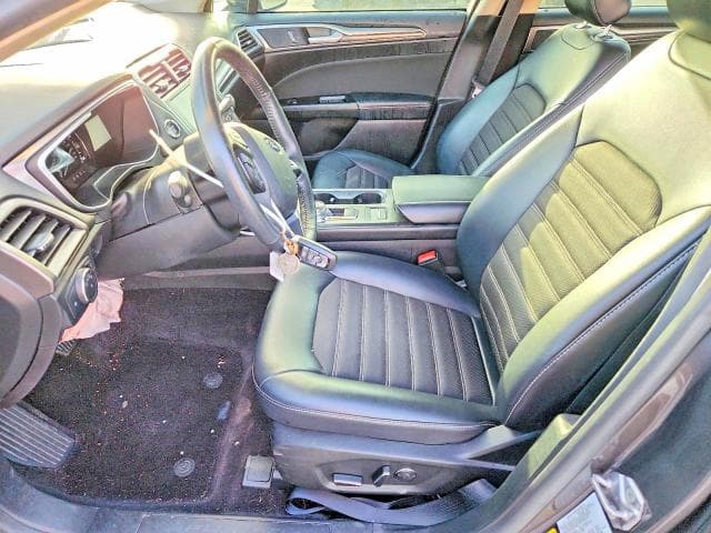 2017 FORD FUSION SE 7