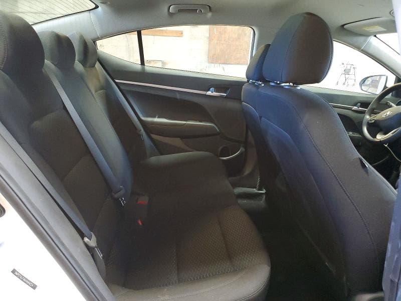 2019 HYUNDAI ELANTRA SE 10