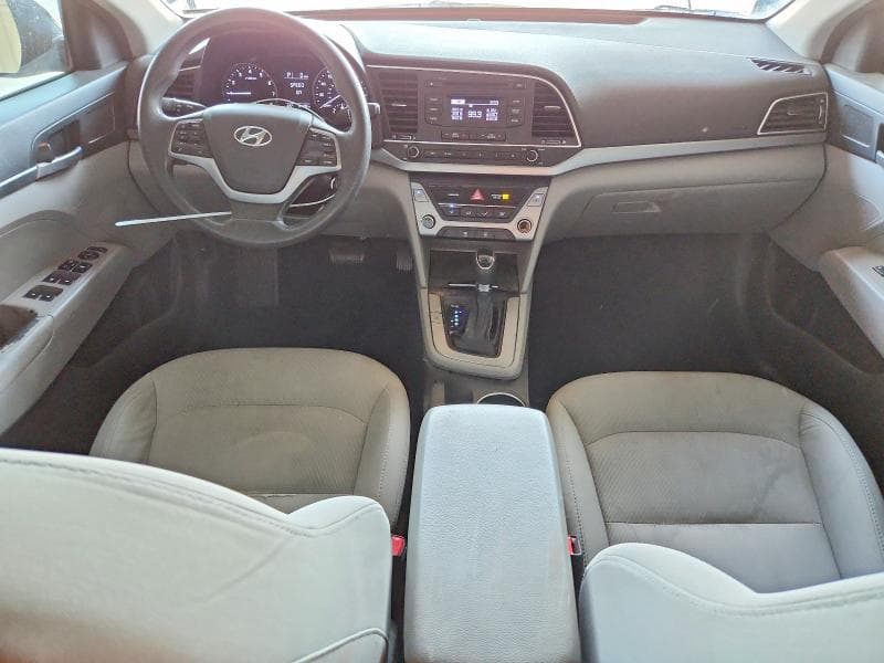 2017 HYUNDAI ELANTRA SE 8