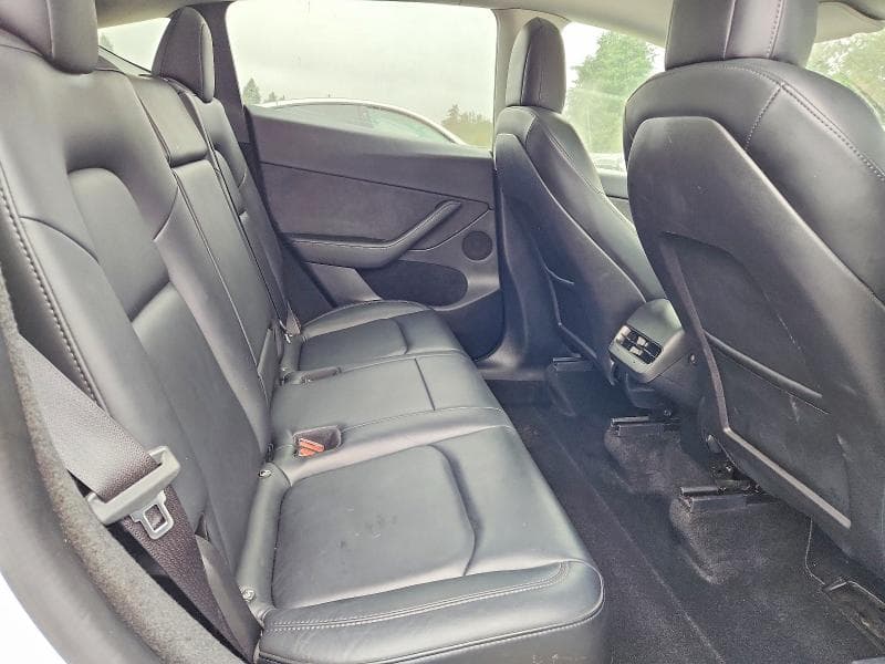 2023 TESLA MODEL Y 10