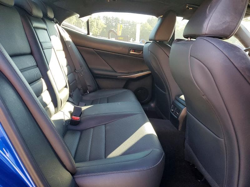 2018 LEXUS IS 300 10