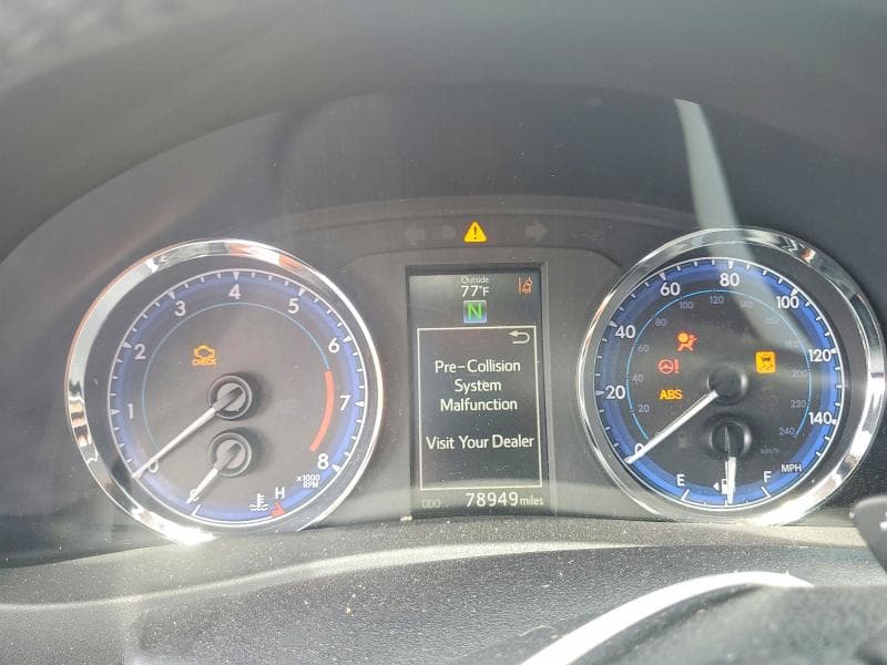 2019 TOYOTA COROLLA SE 9