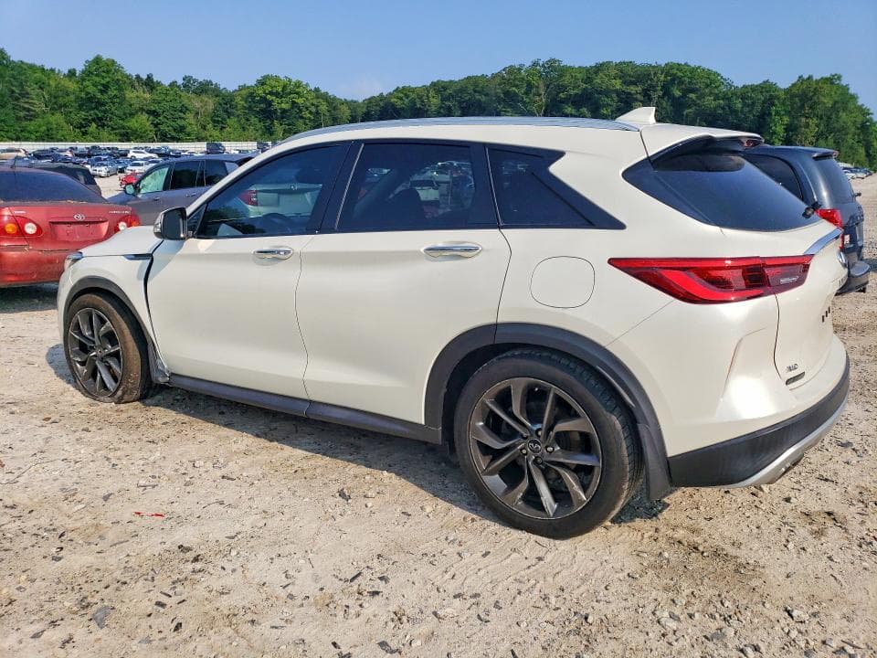 2019 INFINITI QX50 LUXE 2