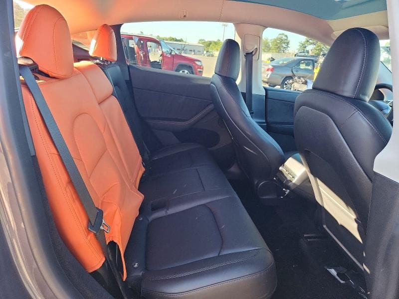 2023 TESLA MODEL Y 11