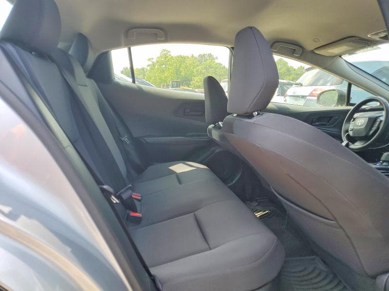 2024 TOYOTA PRIUS LE 10