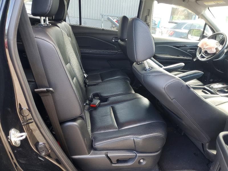 2017 HONDA PILOT TOURING 11
