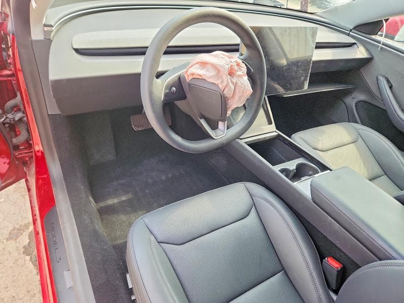 2025 TESLA MODEL 3 8