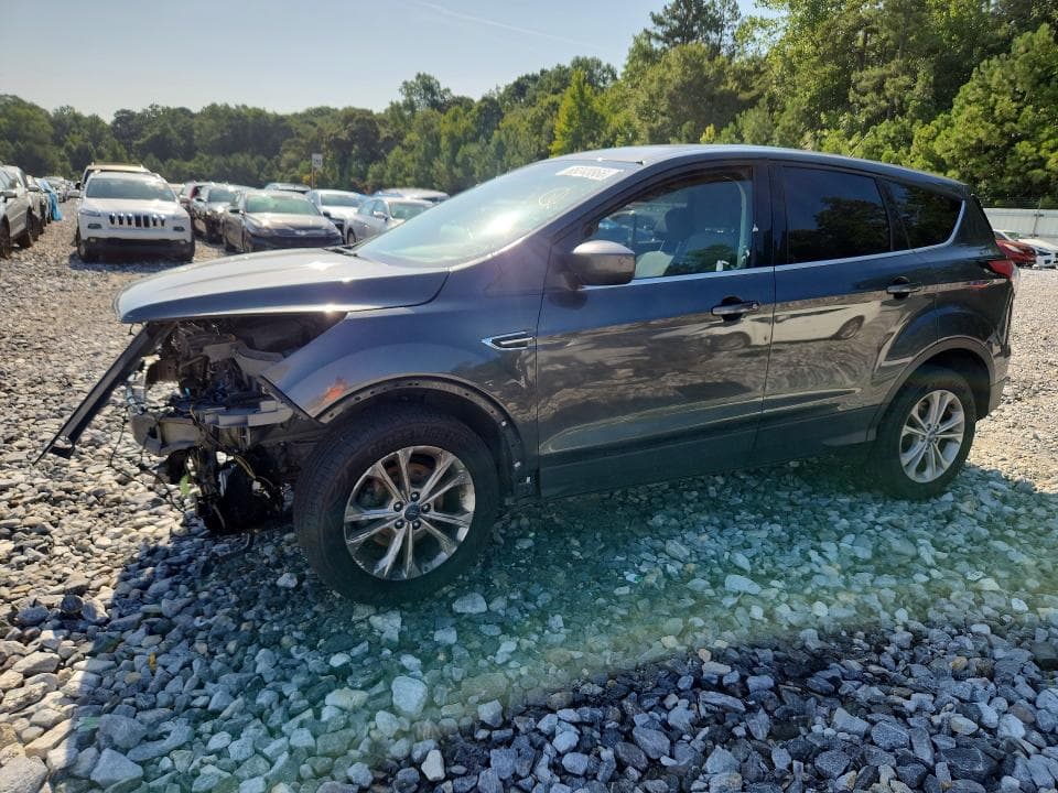 2017 FORD ESCAPE SE - 1