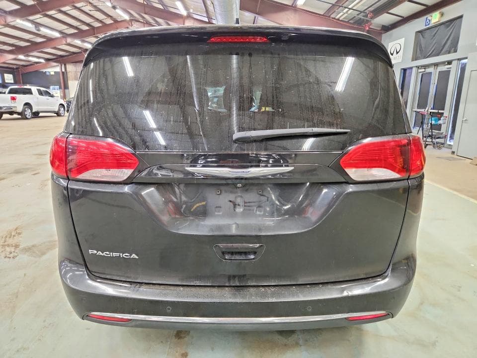 2017 CHRYSLER PACIFICA 6