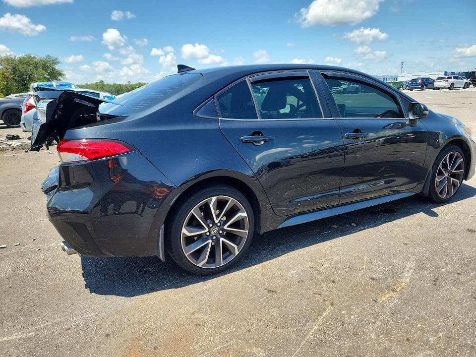 2020 TOYOTA COROLLA SE 3