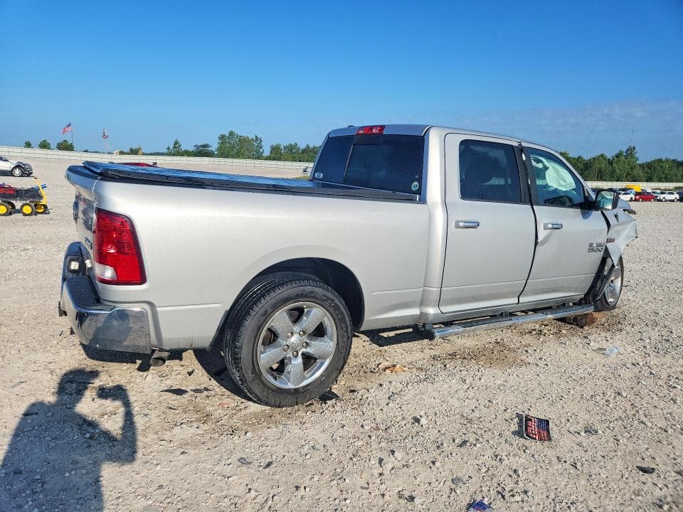2017 RAM 1500 SLT 3