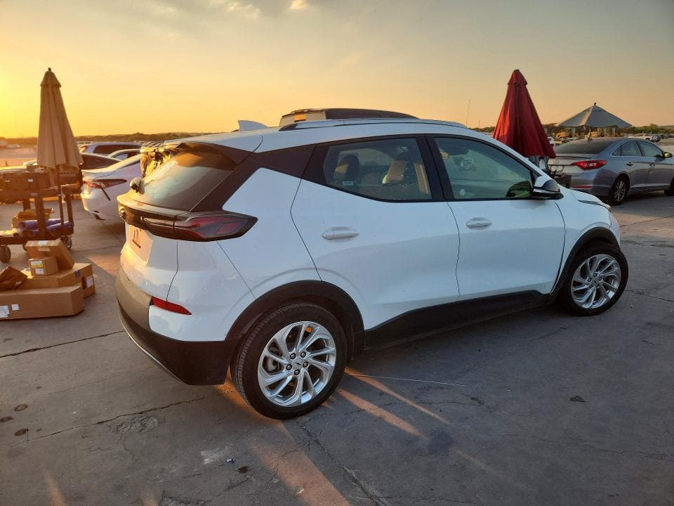 2023 CHEVROLET BOLT EUV LT 3