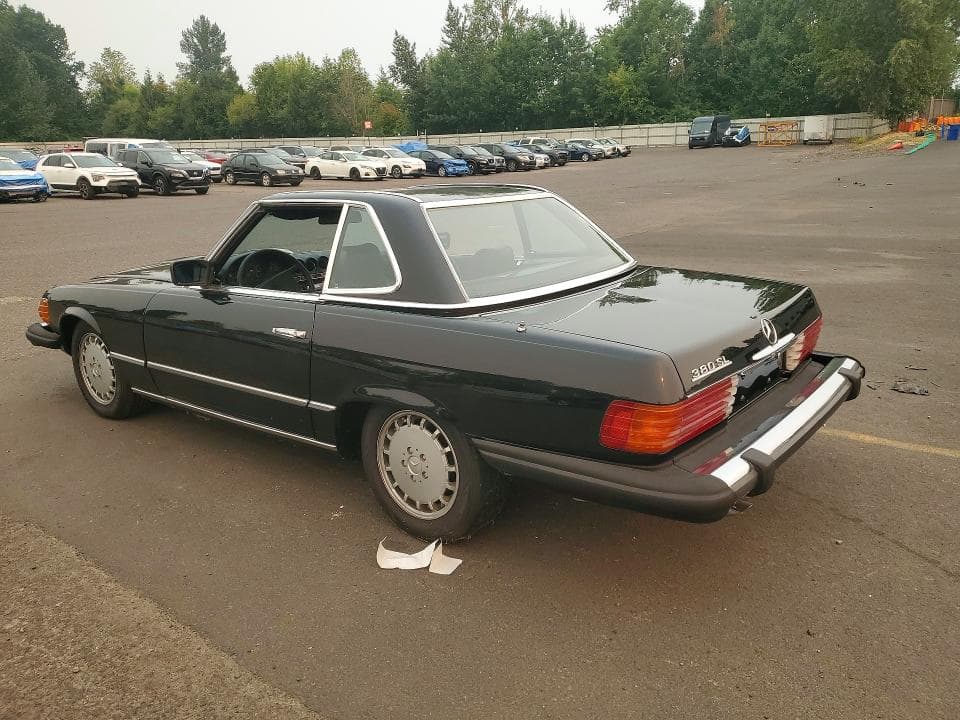 1981 MERCEDES-BENZ 380 SL 2
