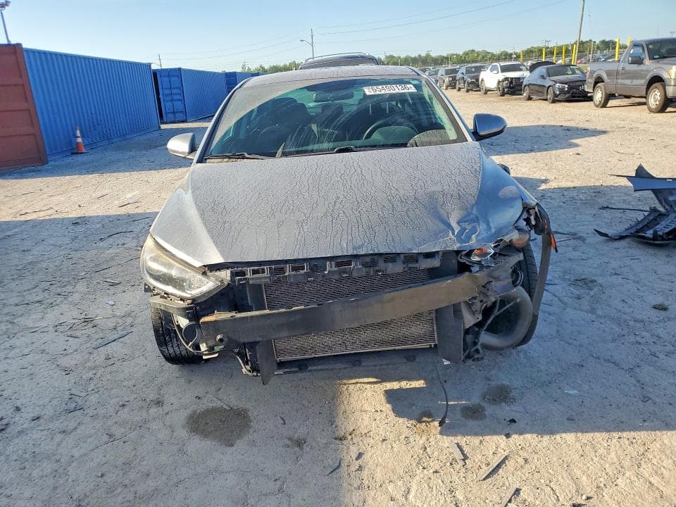 2018 HYUNDAI ELANTRA SE 5