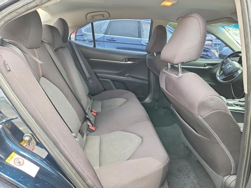 2018 TOYOTA CAMRY LE 10