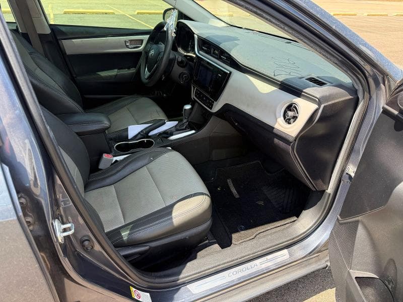 2017 TOYOTA COROLLA LE 5