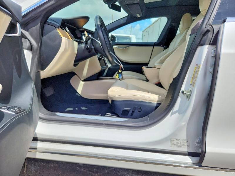 2020 TESLA MODEL S 7