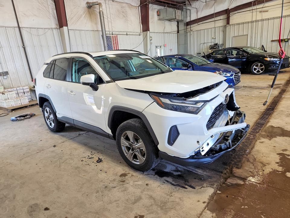 2025 TOYOTA RAV4 HYBRID XLE 4