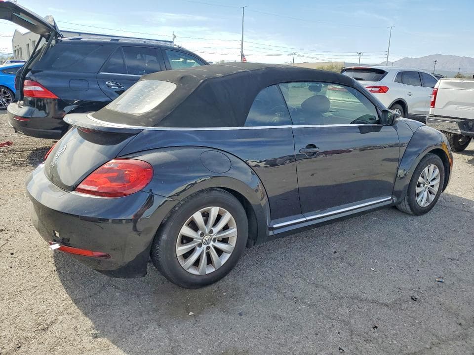 2018 VOLKSWAGEN BEETLE S 3