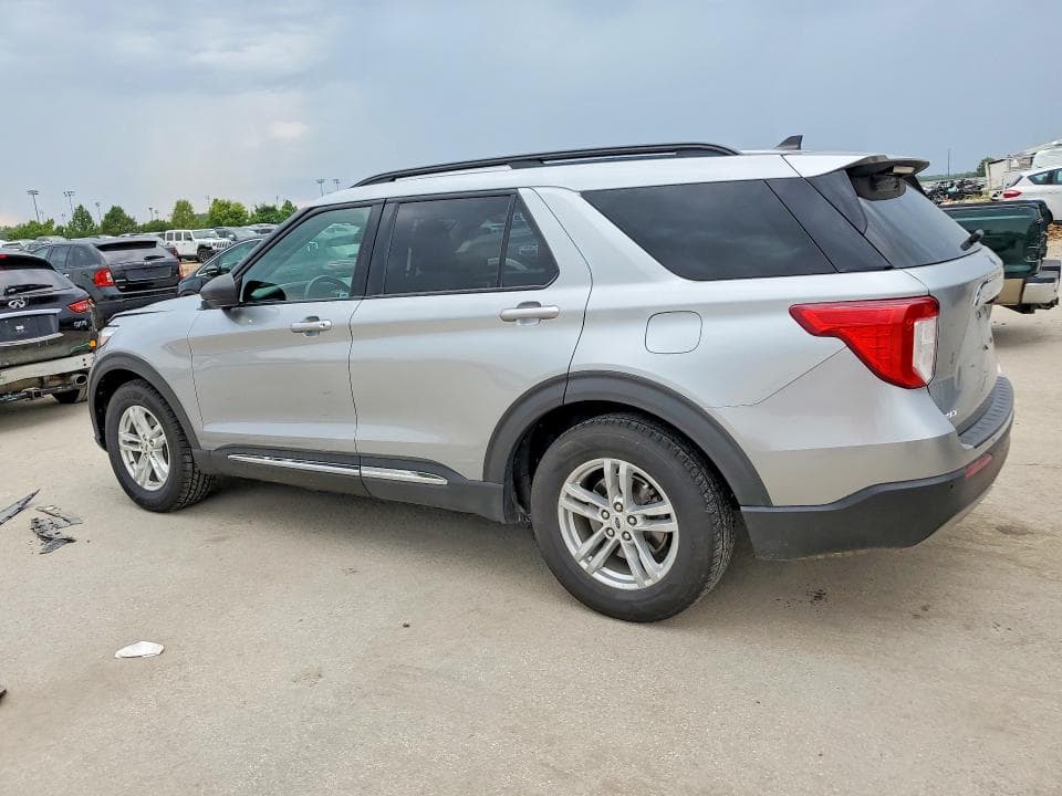 2023 FORD EXPLORER XLT 2